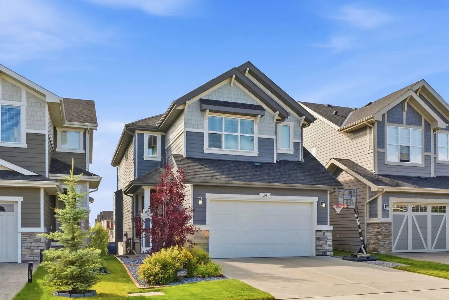 24 Sunrise Common, Cochrane