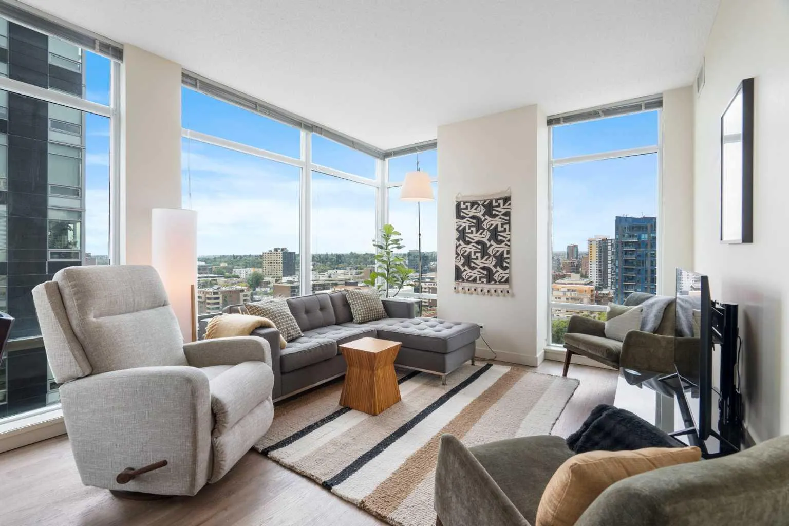 215 13 Sw Avenue Unit 1405, Calgary