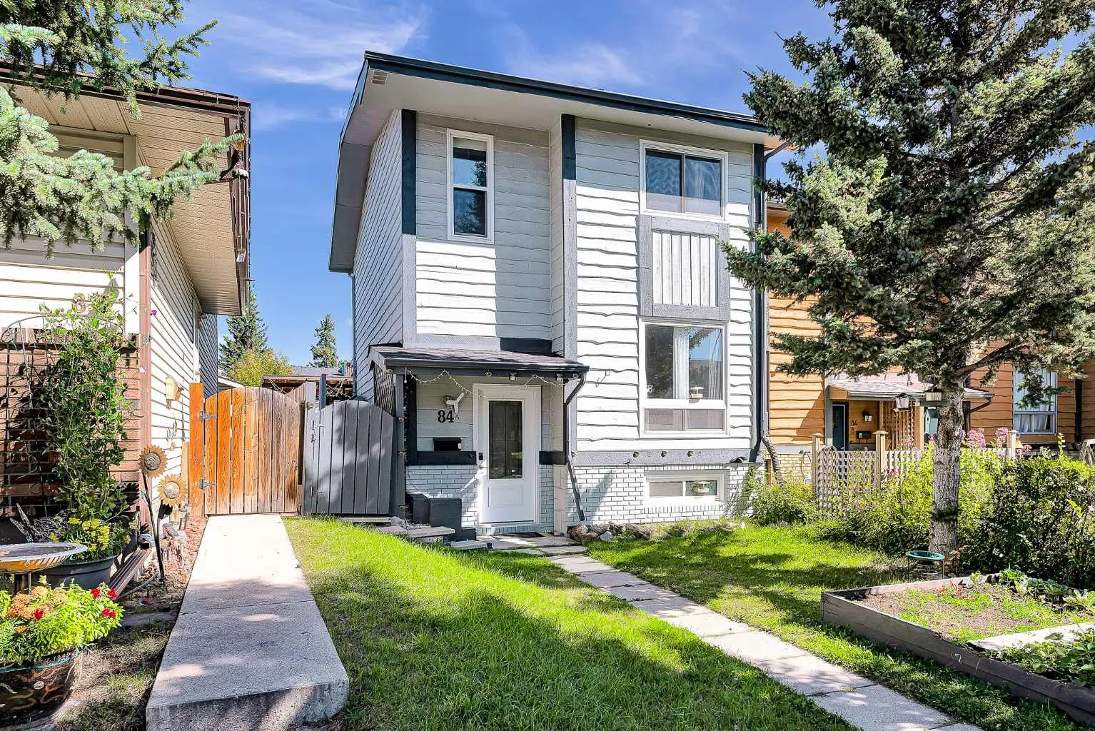 84a Cedarwood Sw Hill, Calgary
