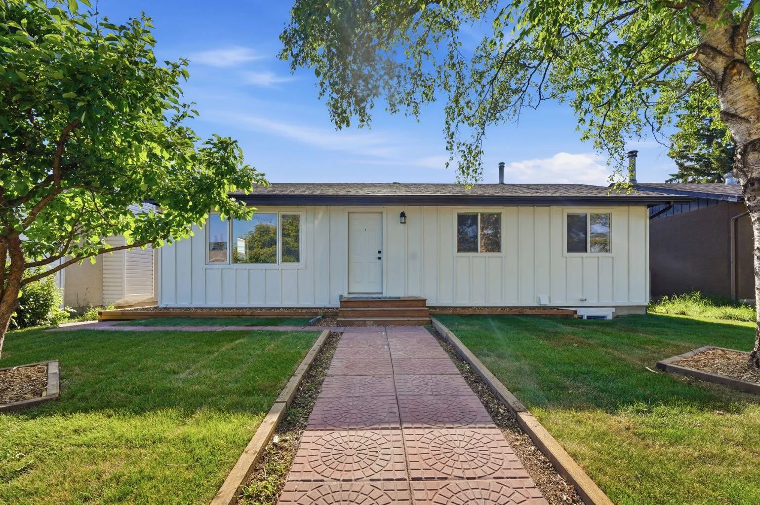 19 Mardale Ne Crescent, Calgary