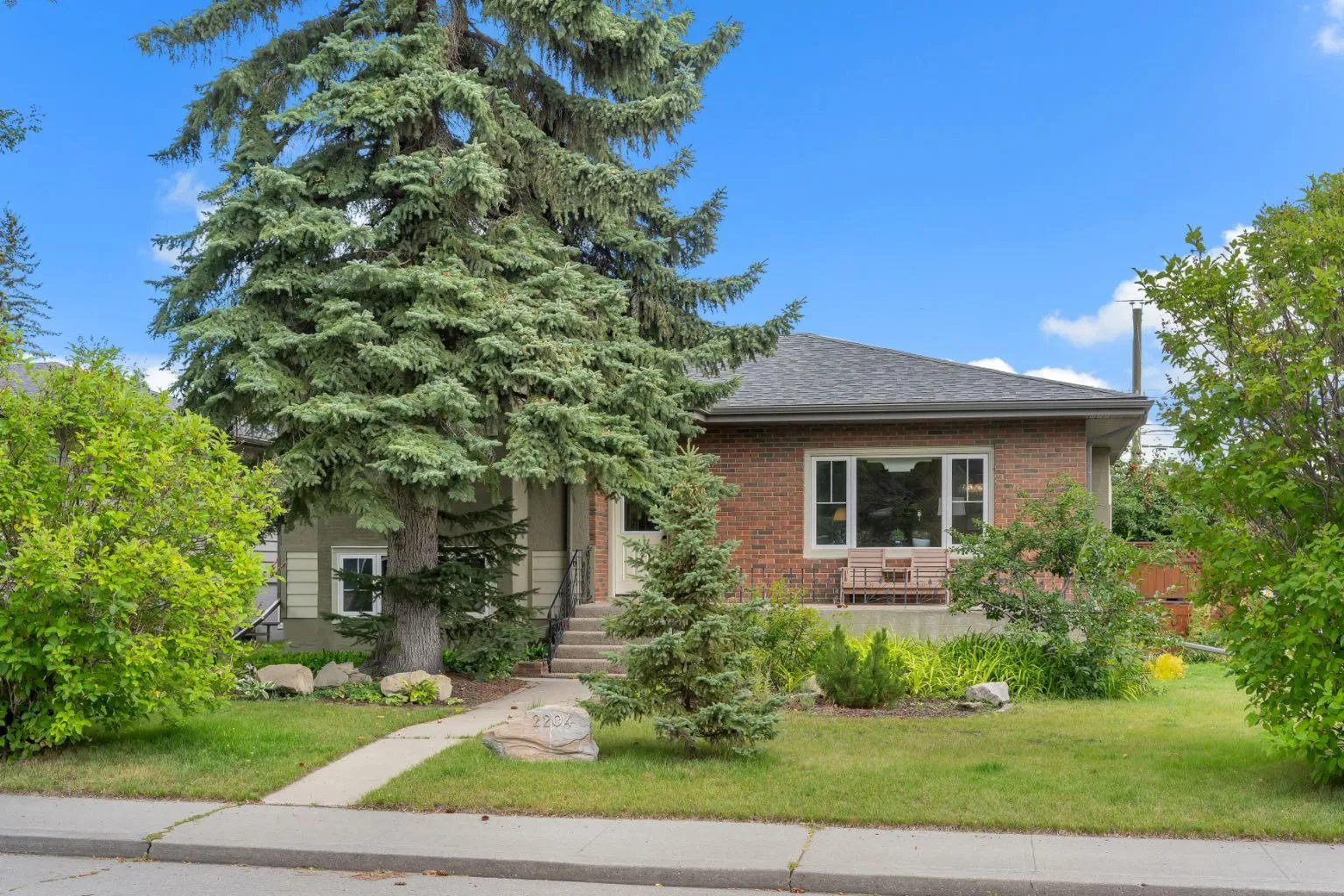 2204 Halifax Nw Crescent, Calgary
