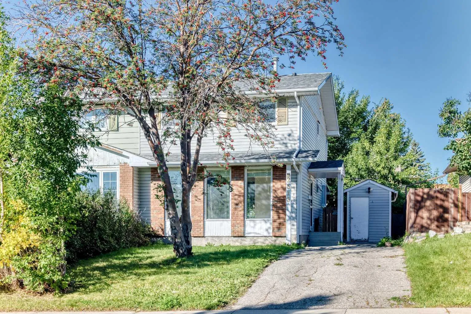 2515 62 Ne Street, Calgary