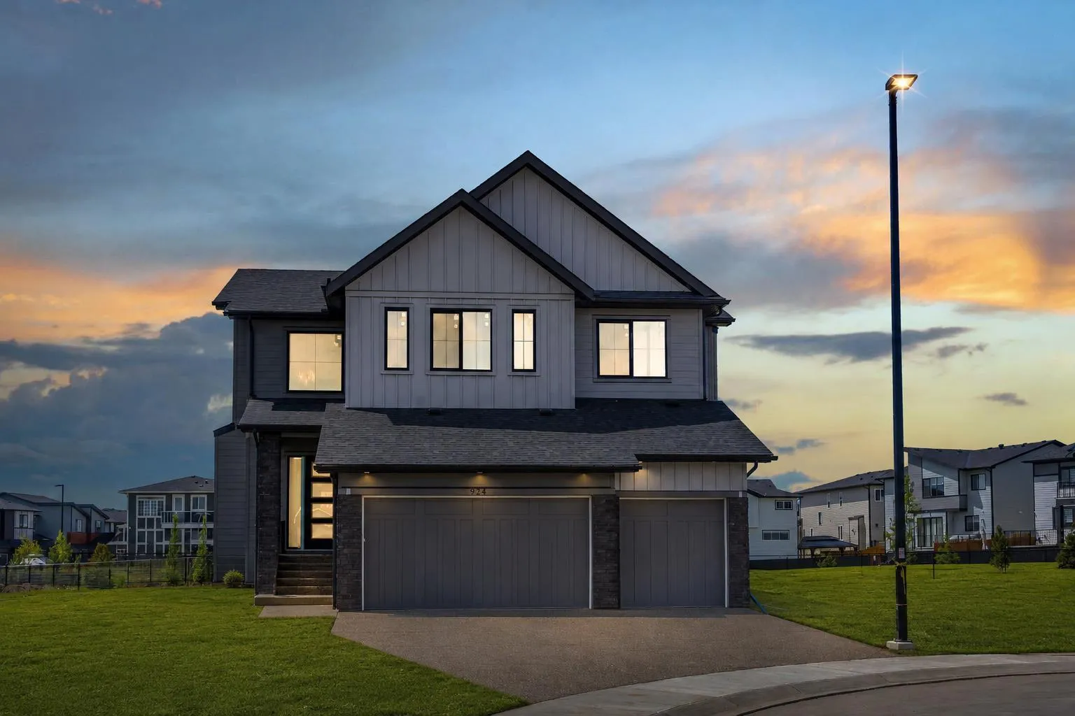 924 South Shore Terrace, Chestermere