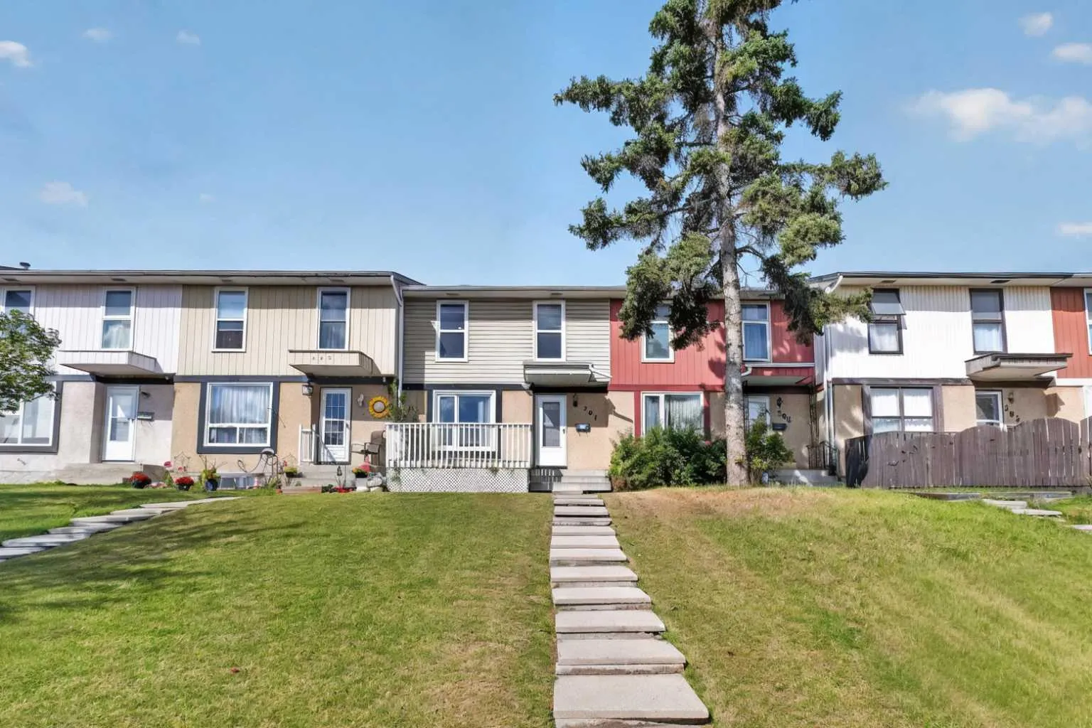 207 Penworth Se Drive, Calgary