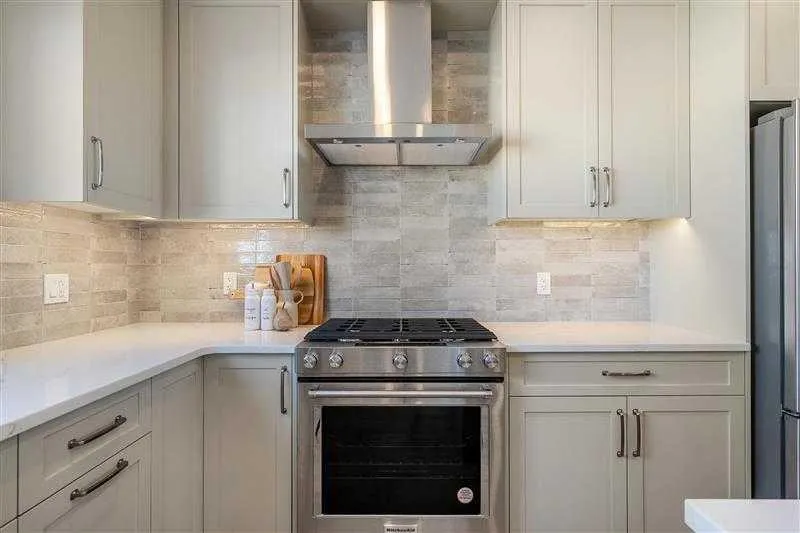 14358 15 Ne Street, Calgary