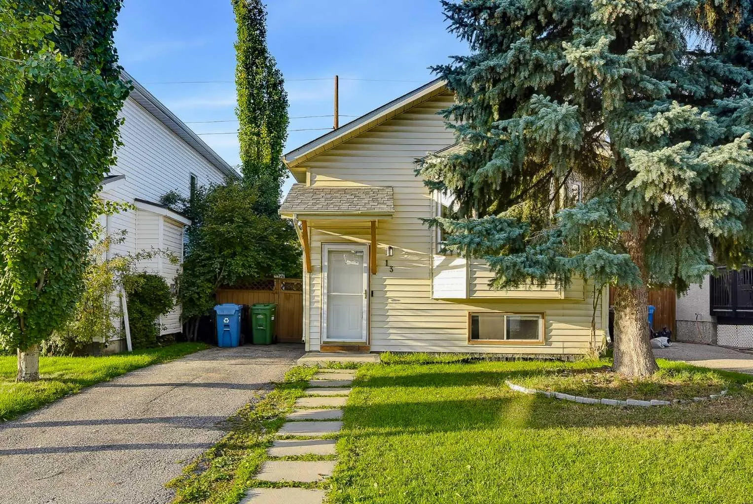 13 Shawglen Sw Court, Calgary
