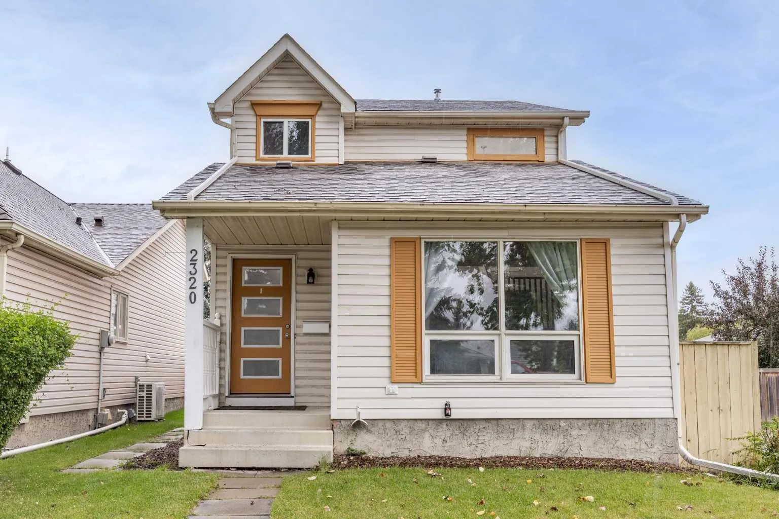 2320 Woodview Sw Drive, Calgary