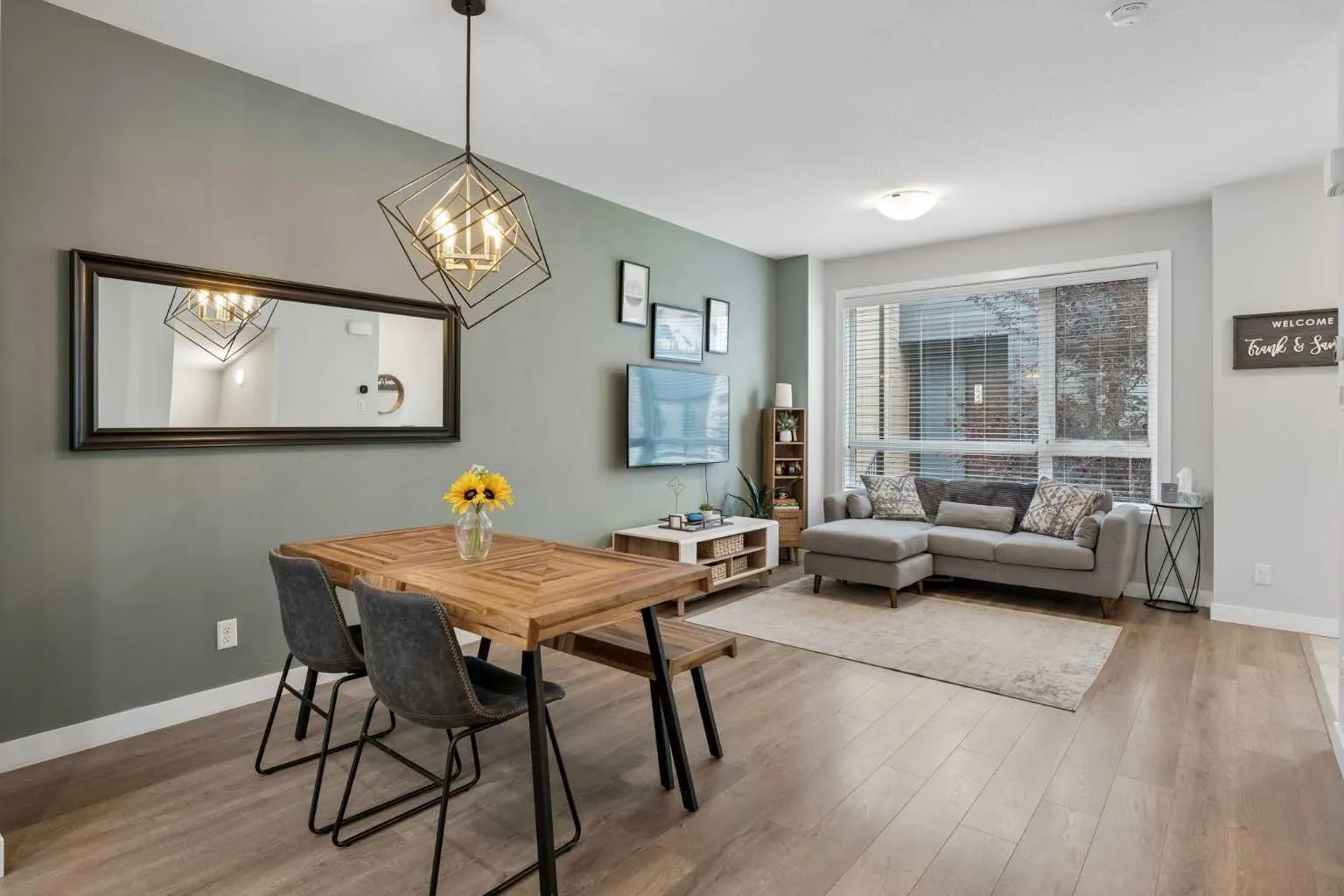 704 Redstone Ne Crescent, Calgary