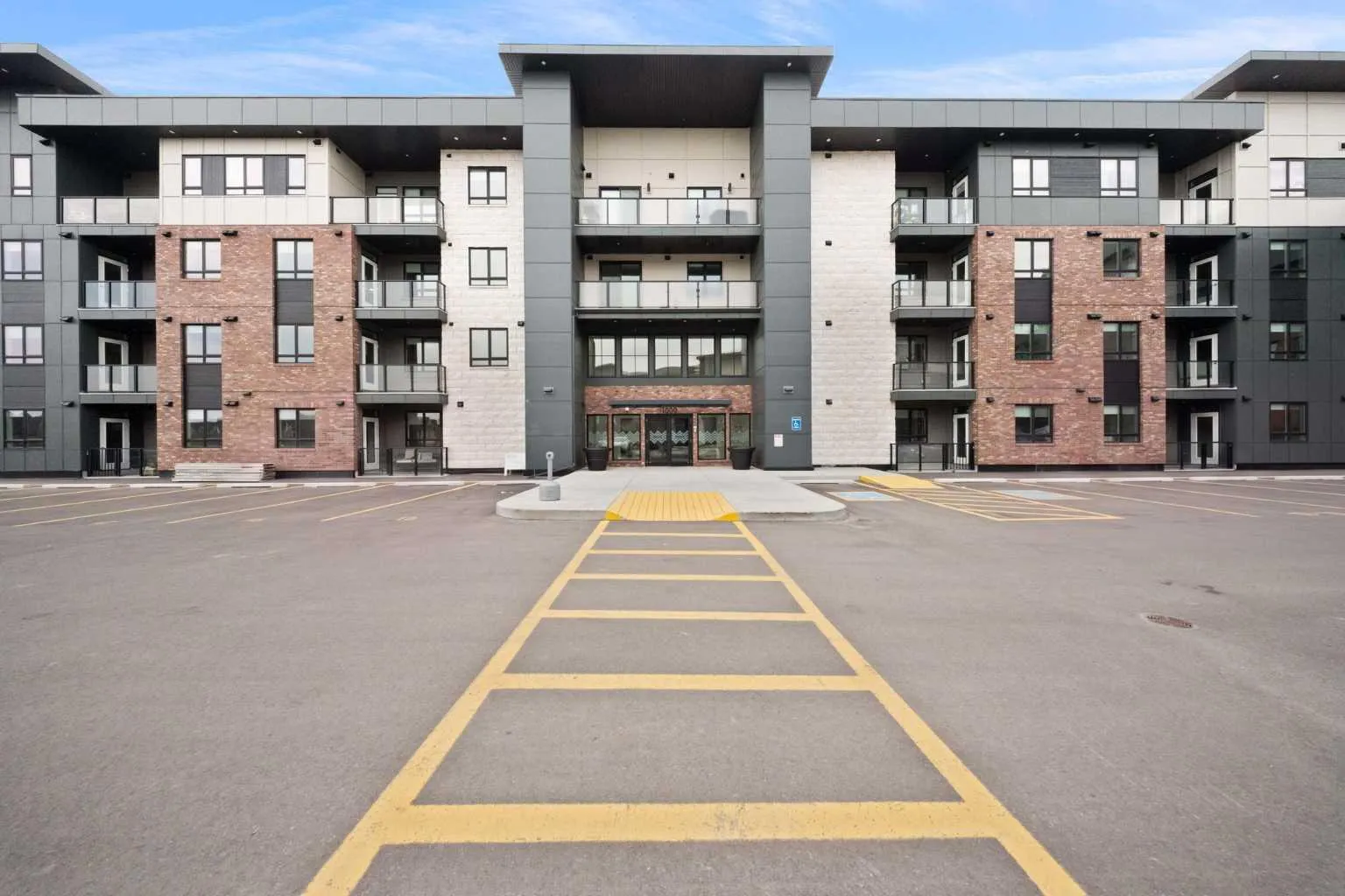 520 Reynolds Sw Avenue Unit 2215, Airdrie
