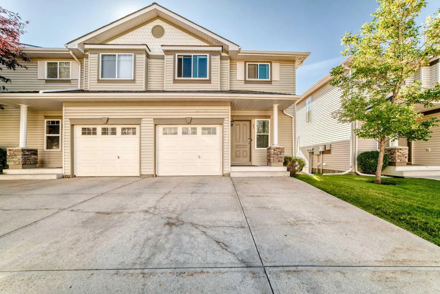 21 Rocky Vista Nw Circle, Calgary