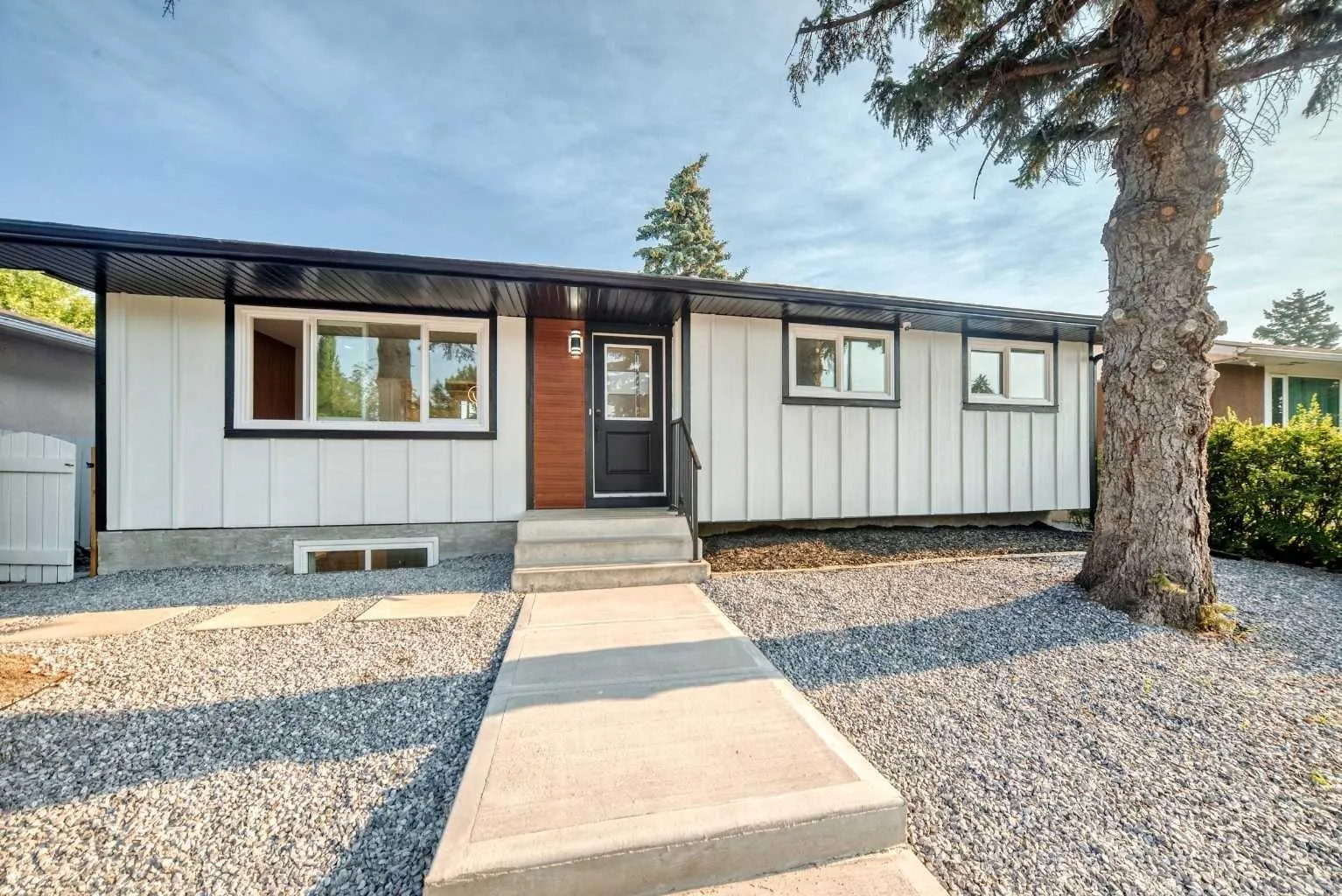 808 Avonlea Se Place, Calgary