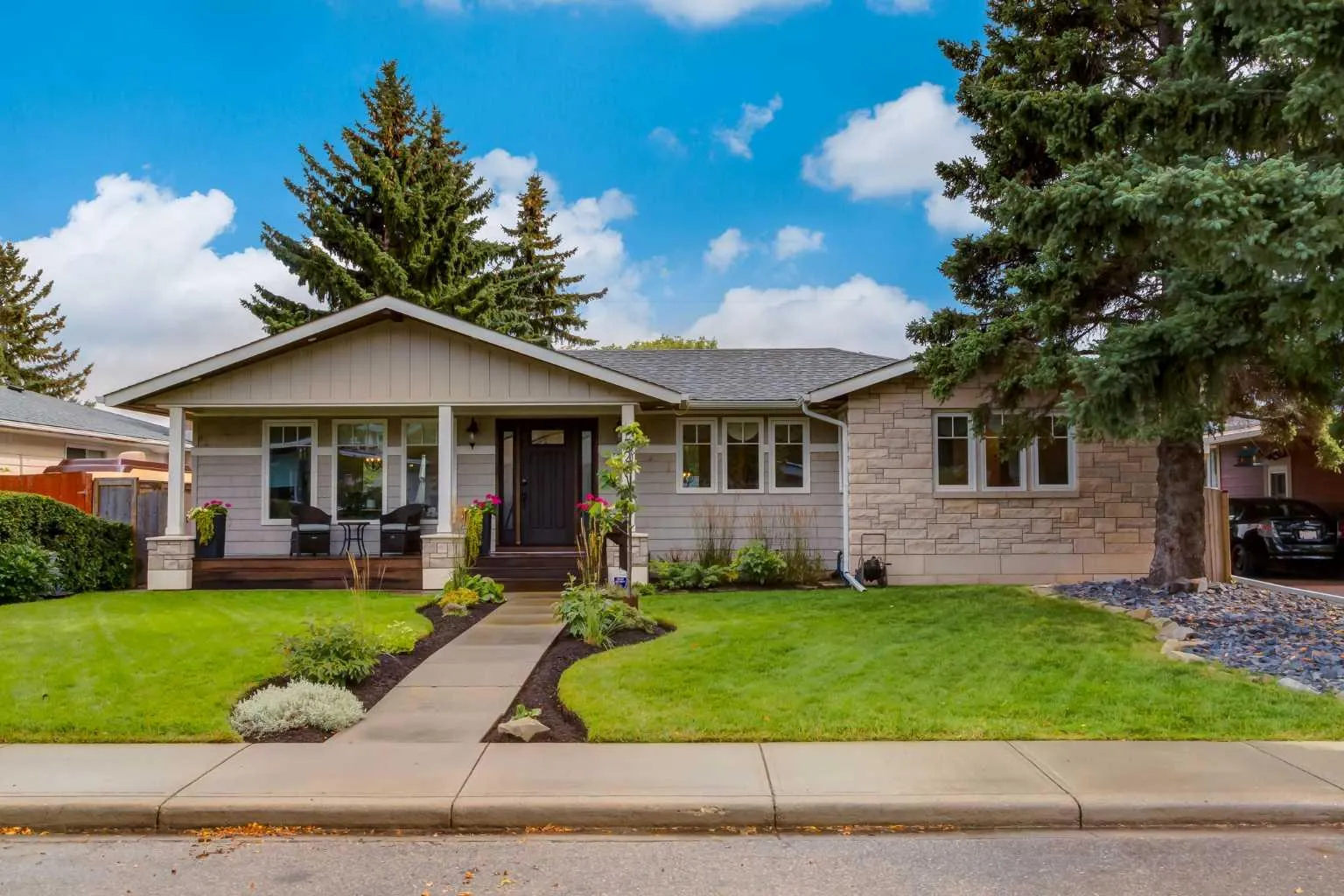 72 Heston Nw Street, Calgary