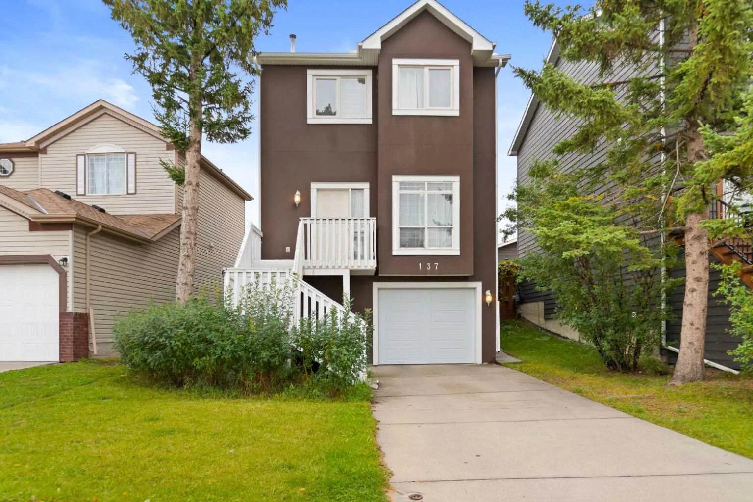 137 Martinpark Ne Way, Calgary
