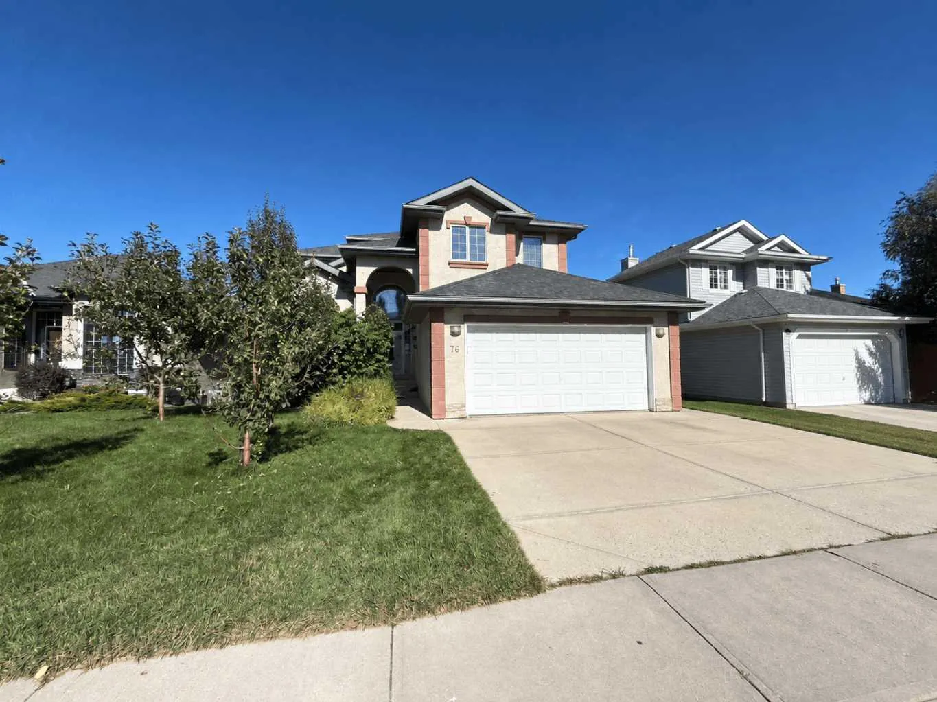 76 Valley Creek Nw Crescent, Calgary