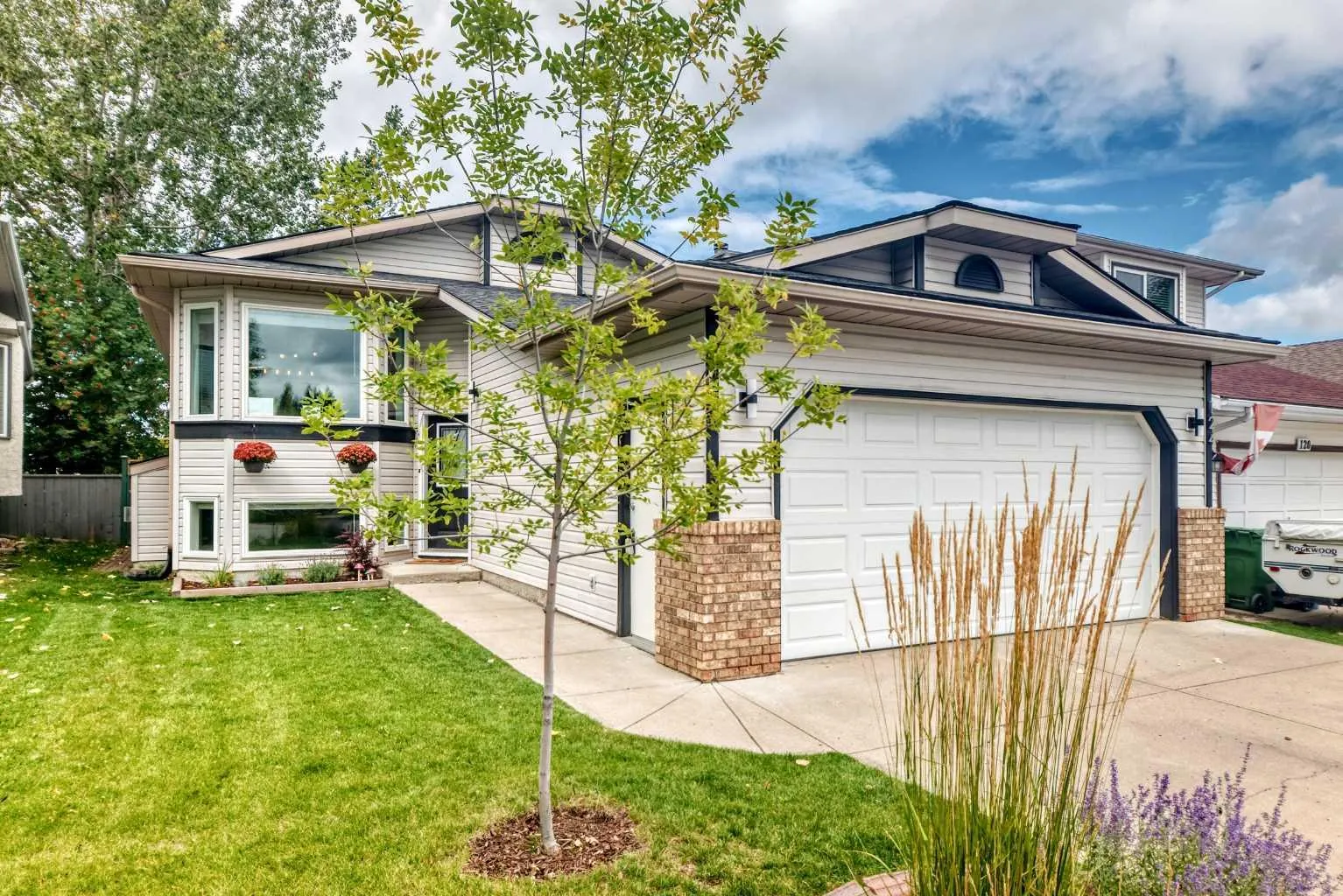 124 Shawinigan Sw Way, Calgary