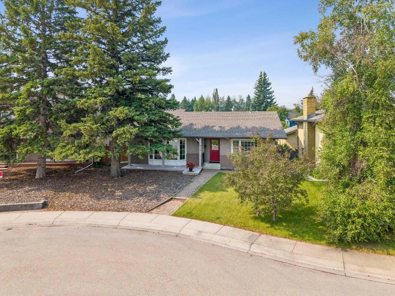 856 Lake Twintree Se Crescent, Calgary