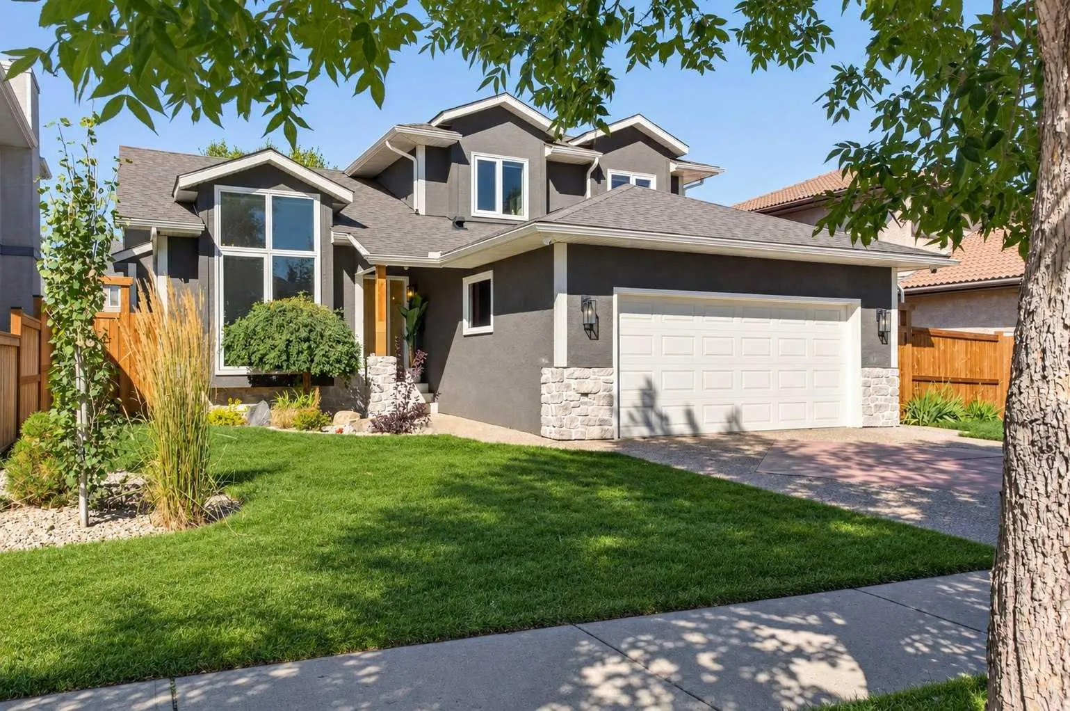 8285 Edgebrook Nw Drive, Calgary