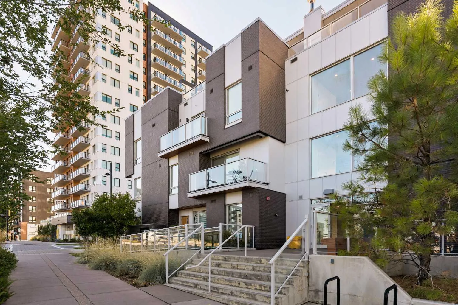 3125 39 Nw Street Unit 110, Calgary