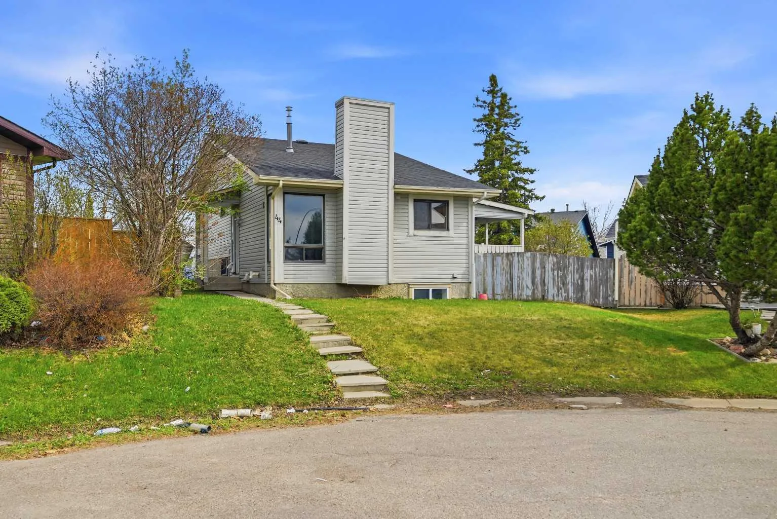 44 Castleridge Ne Close, Calgary