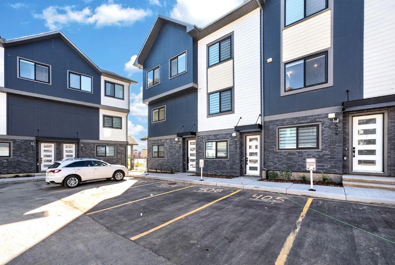 200 Belvedere Se Boulevard Unit 406, Calgary