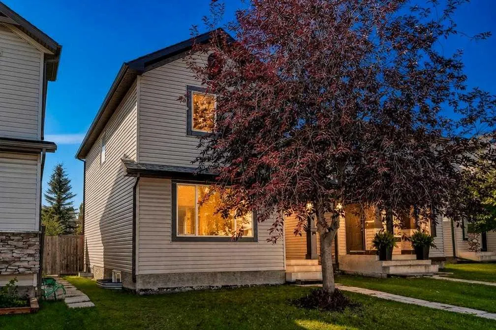 184 Everridge Sw Way, Calgary