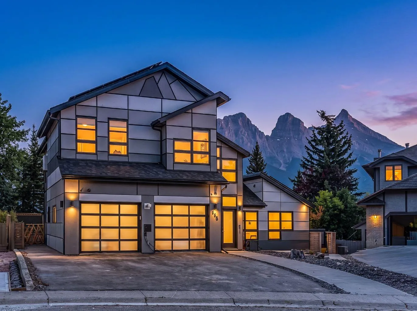 258 Grizzly Crescent, Canmore