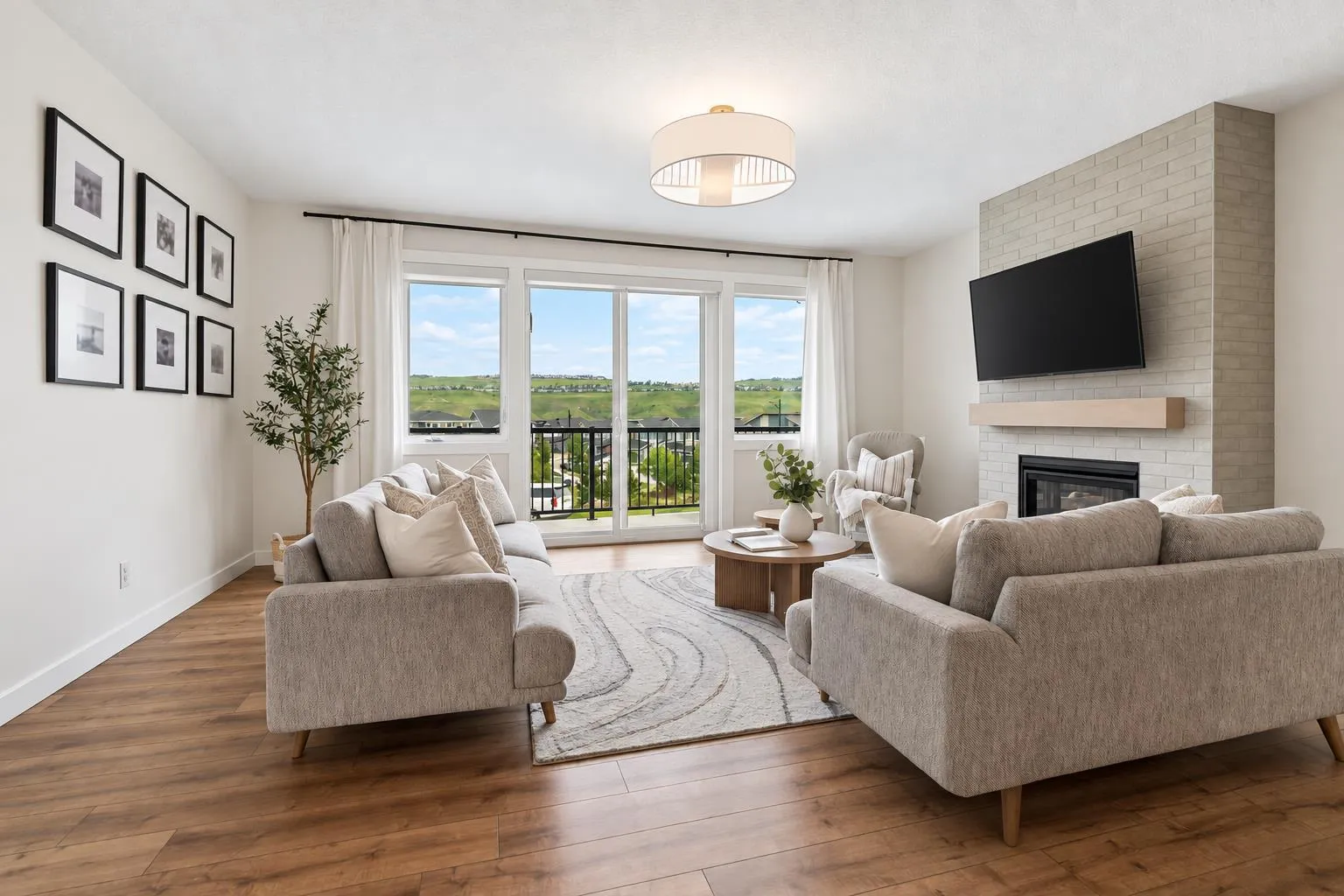 205 Precedence View, Cochrane