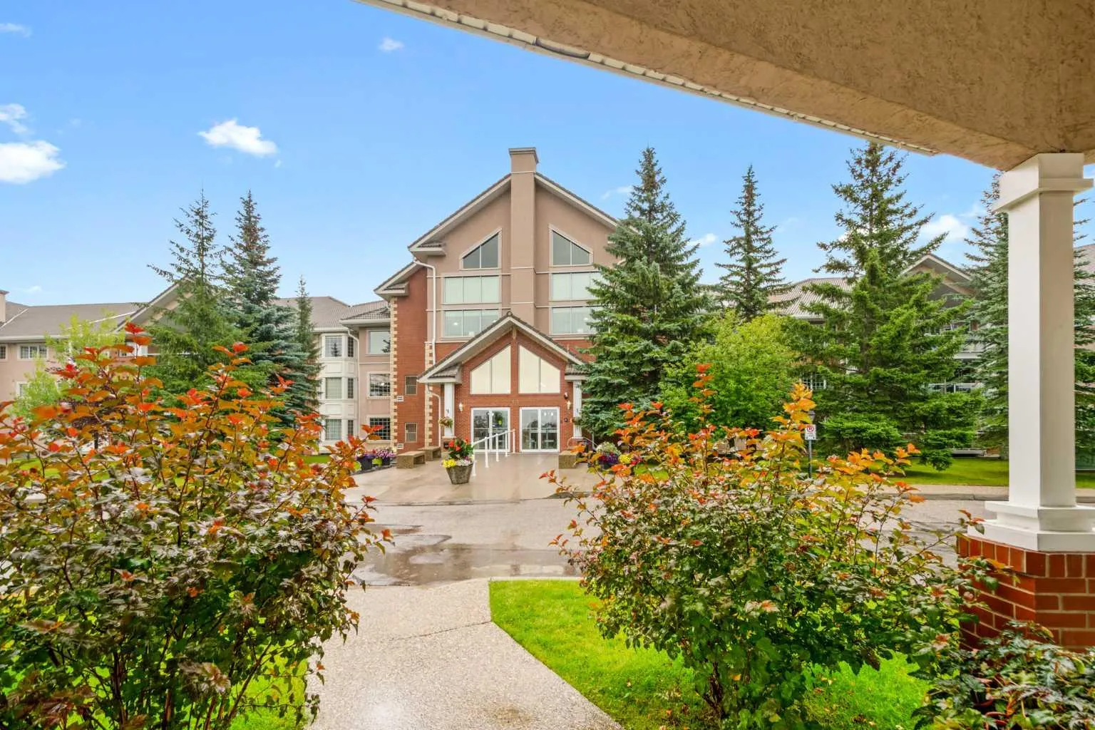 6868 Sierra Morena Sw Boulevard Unit 246, Calgary