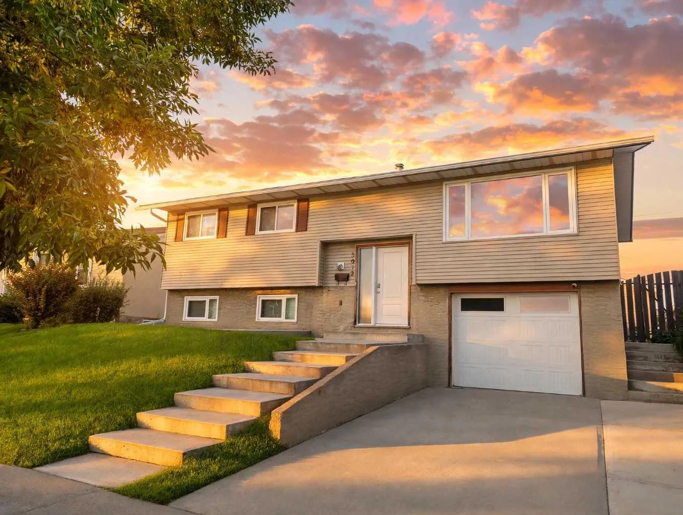 5972 Madigan Ne Drive, Calgary