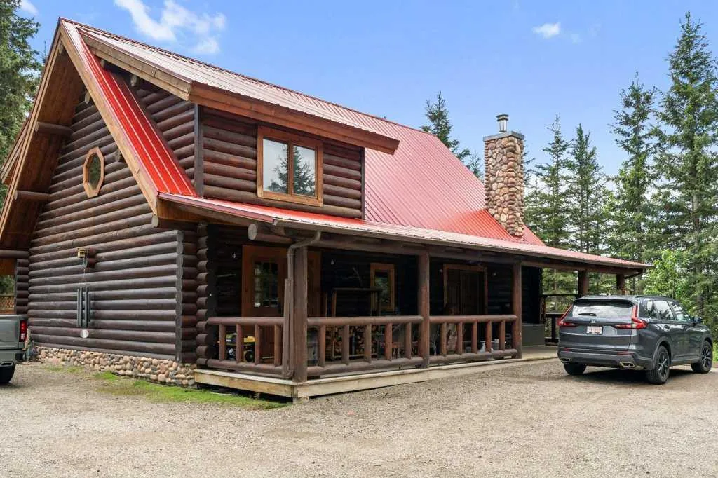 4147 Highway 587 Unit 11, Mountain View County