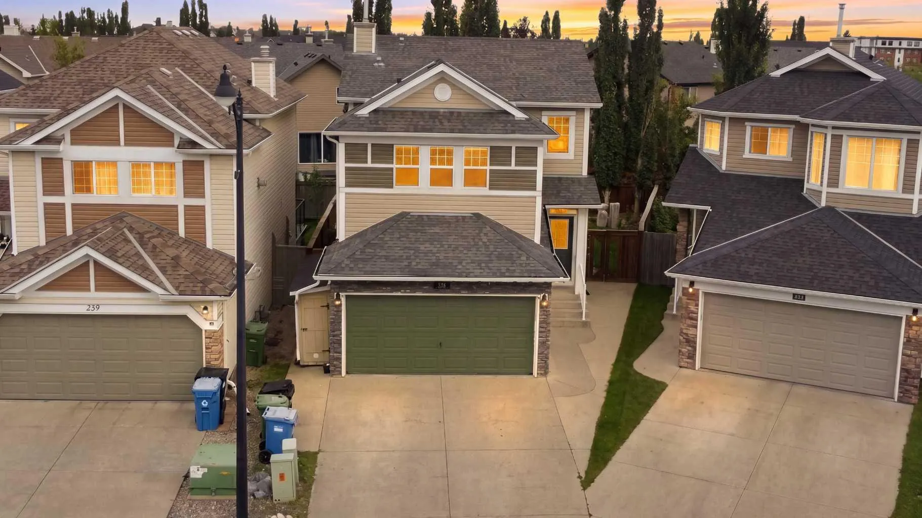 235 Cougar Plateau Sw Way, Calgary