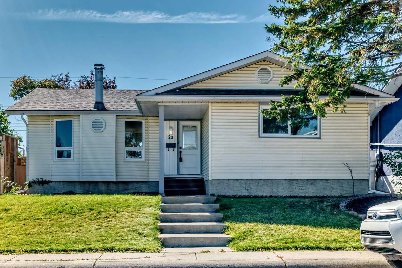 23 Penworth Se Crescent, Calgary