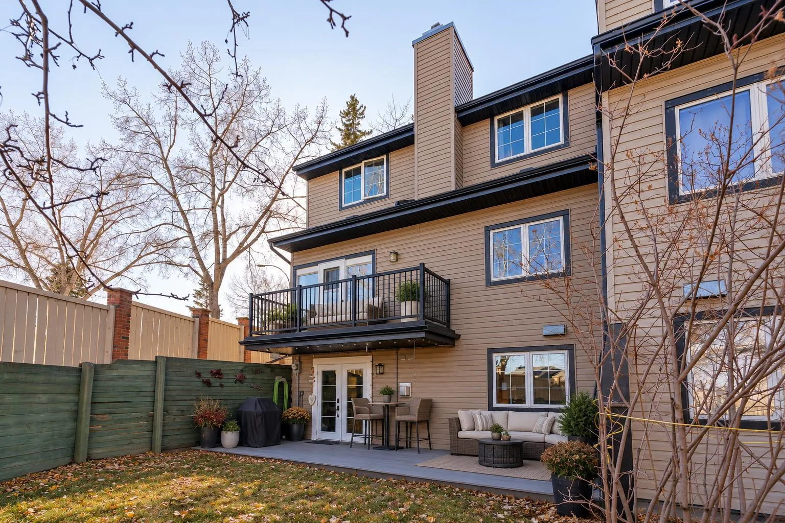 448 Strathcona Sw Drive Unit 33, Calgary