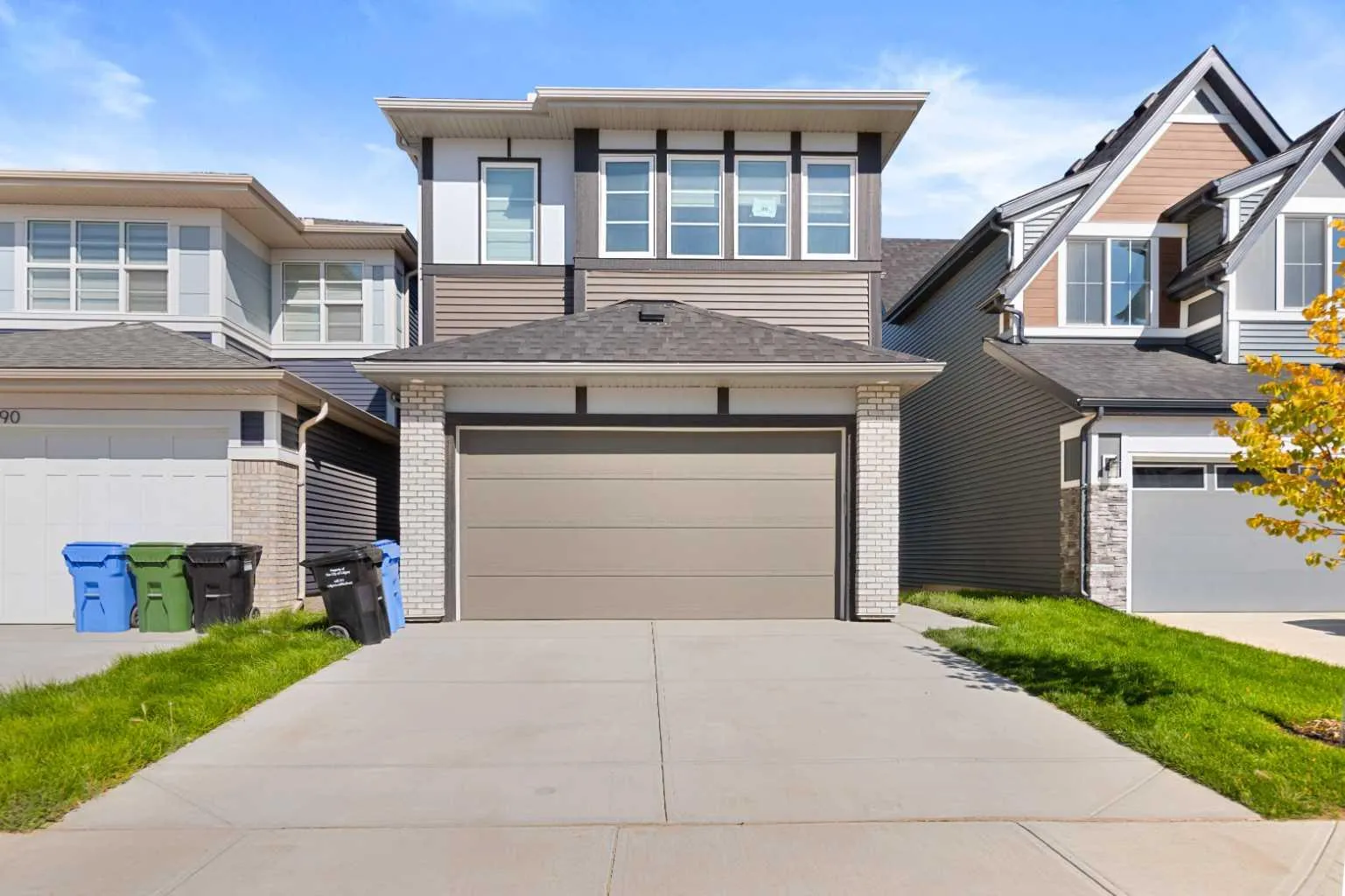 86 Corner Glen Ne Gardens, Calgary