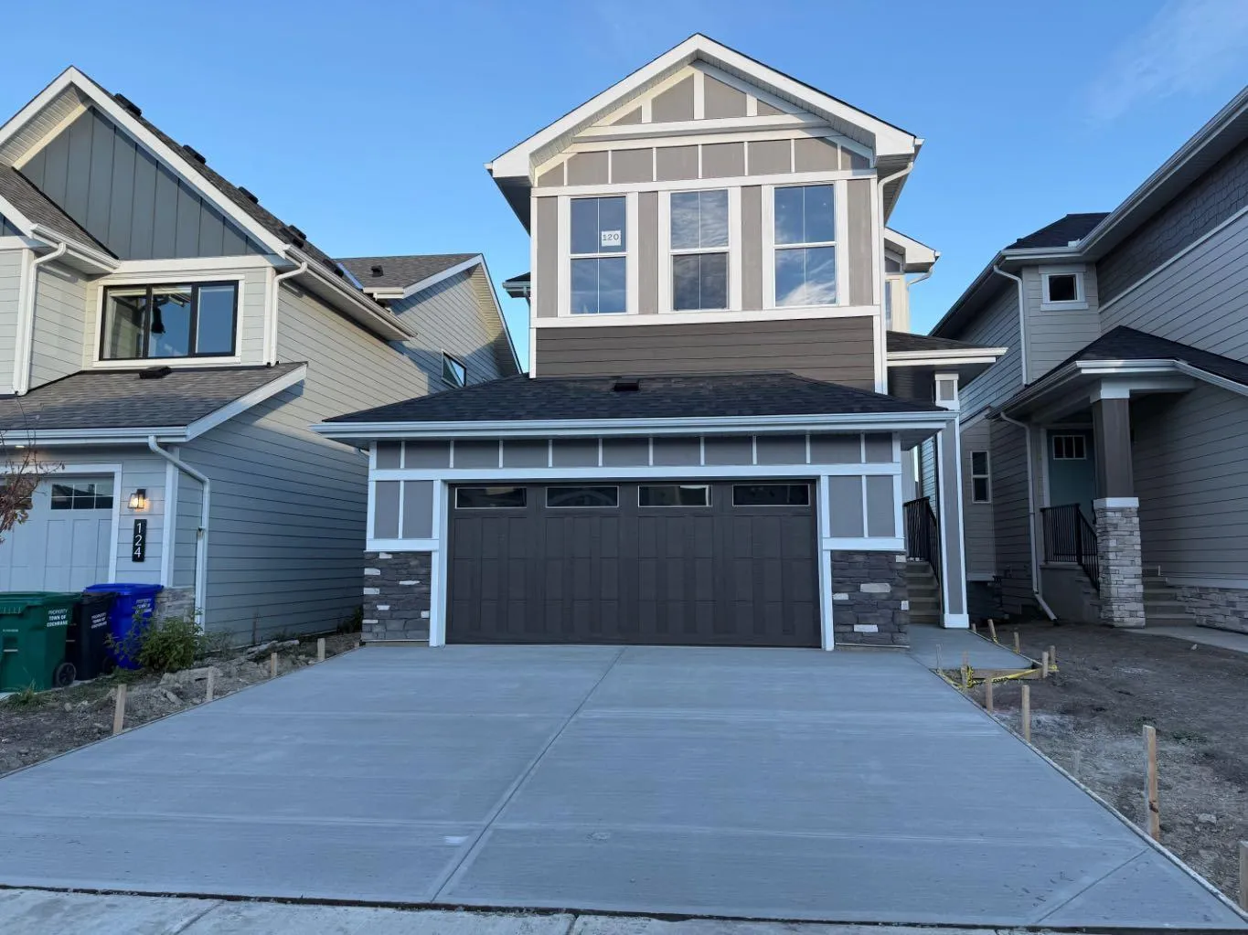 120 Sunrise Heath, Cochrane