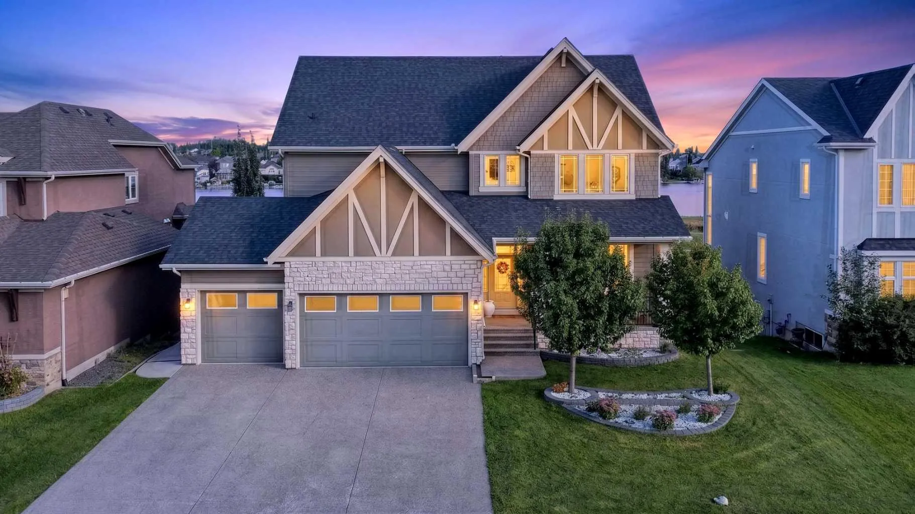 196 Stonemere Close, Chestermere