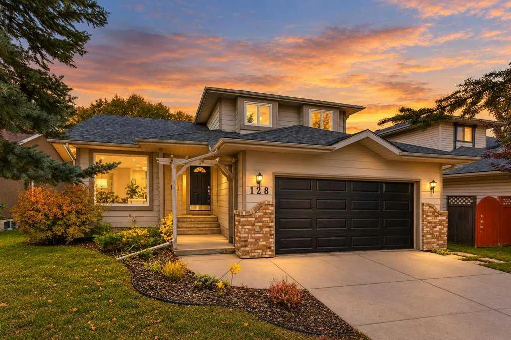 128 Sunvista Se Close, Calgary