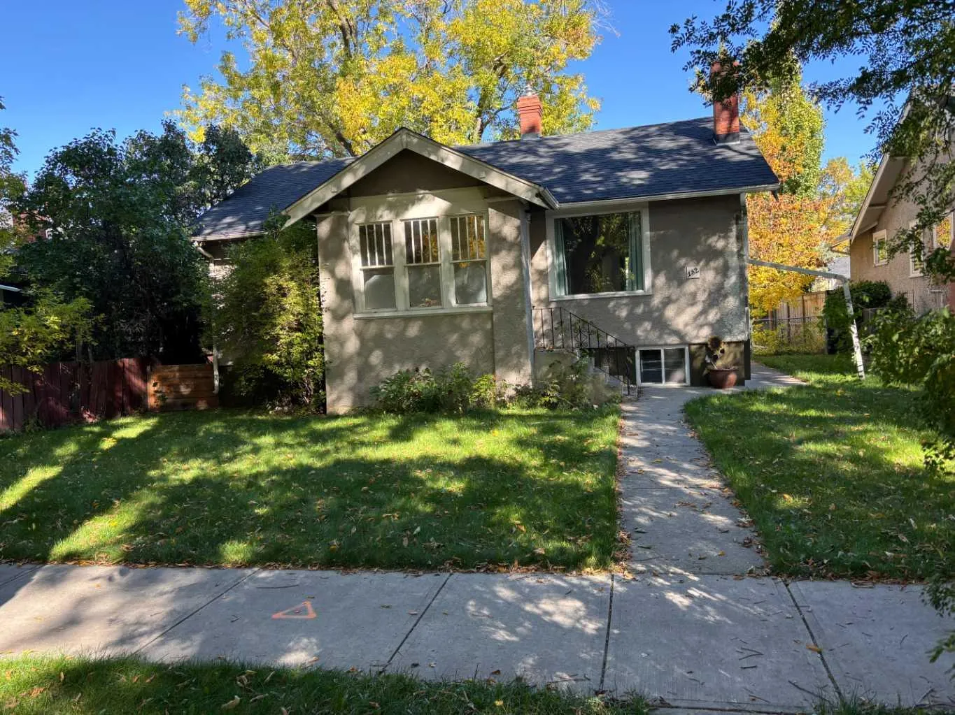 132 7 Ne Avenue, Calgary