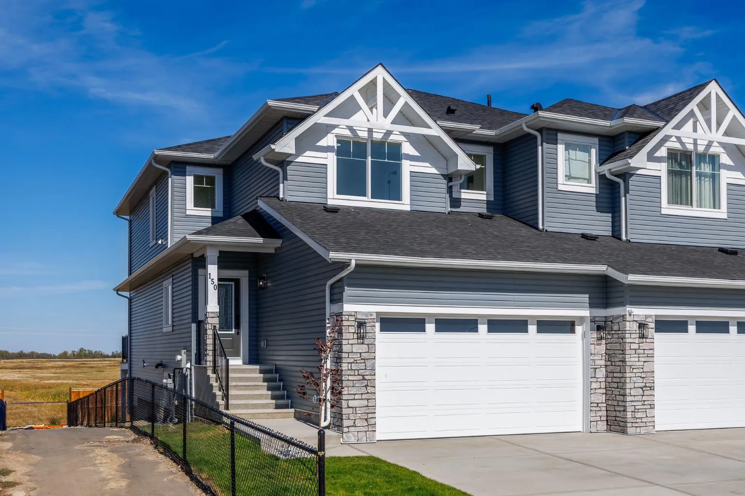 150 Lakewood Crescent, Strathmore