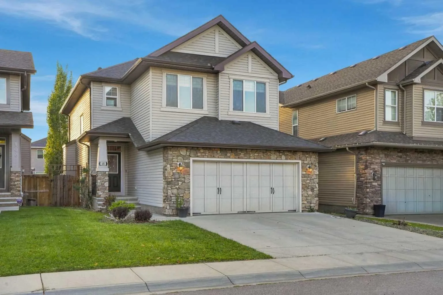 101 Cimarron Vista Crescent, Okotoks