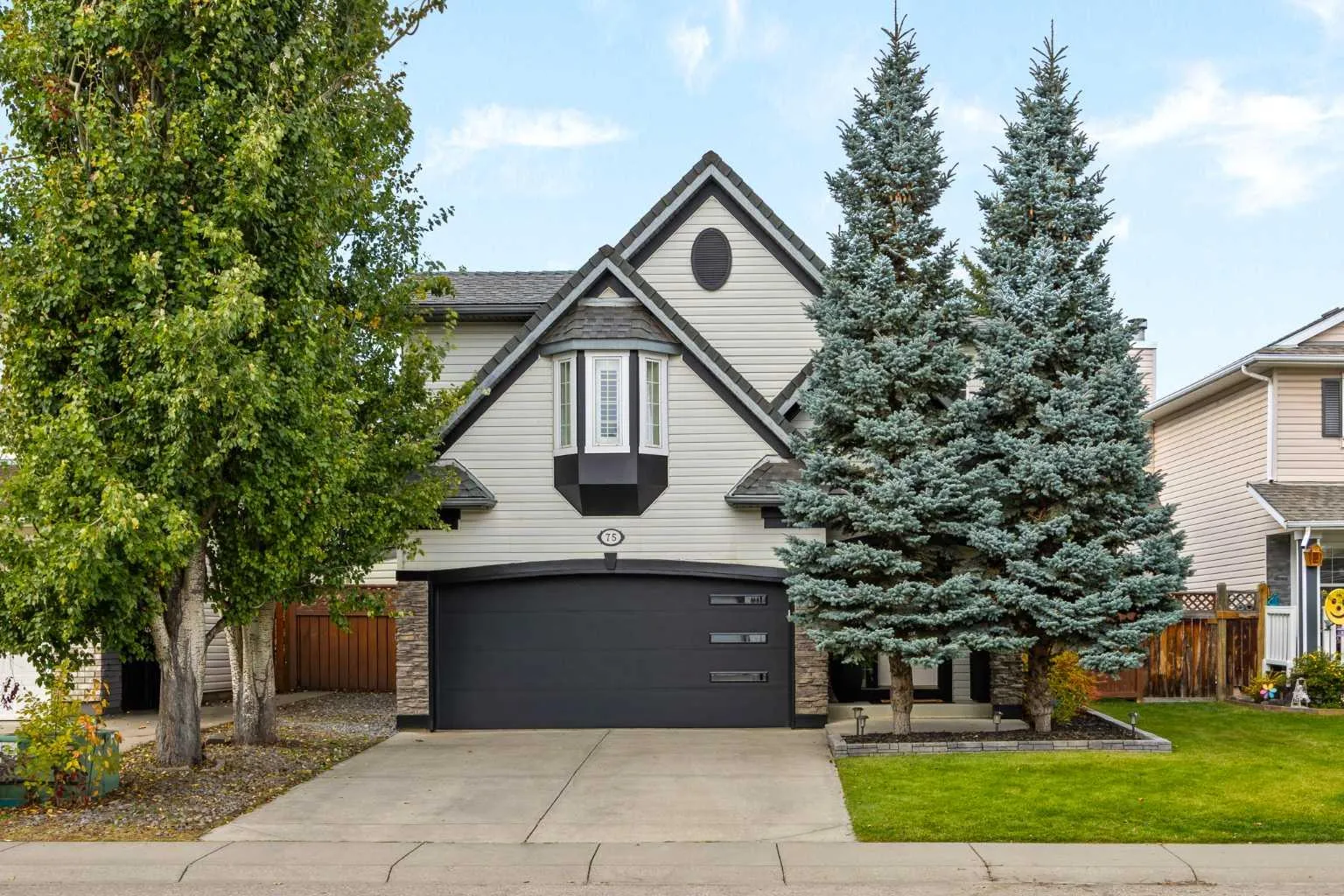 75 Valley Brook Nw Circle, Calgary