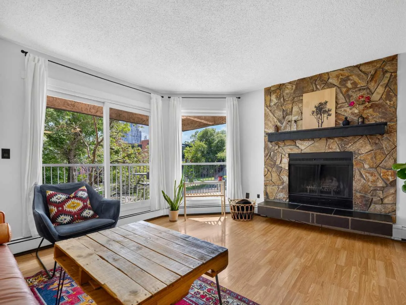 402 4 Ne Avenue Unit 5, Calgary
