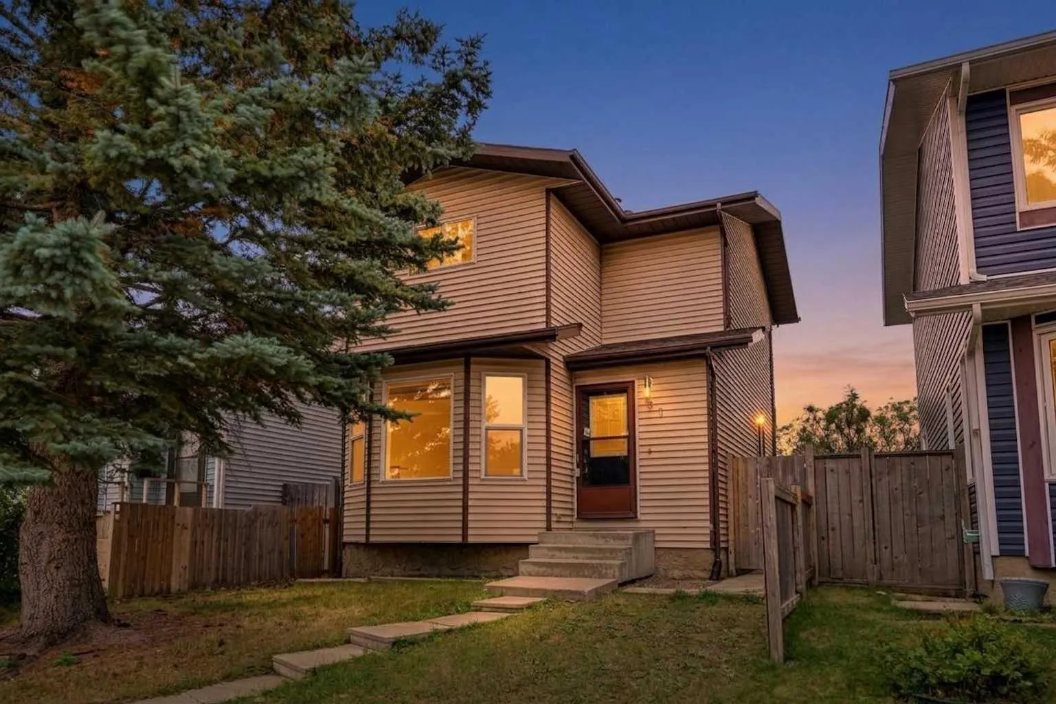 61 Falmere Ne Way, Calgary