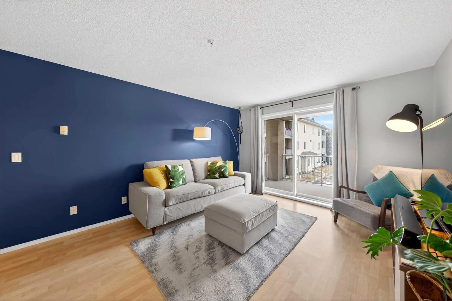 2000 Citadel Meadow Nw Point Unit 206, Calgary