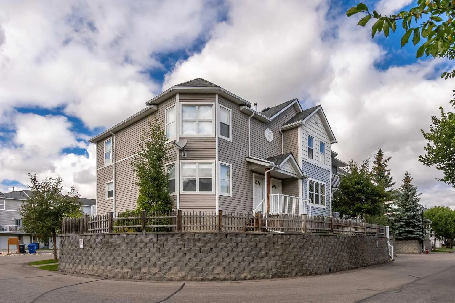 902 Prairie Sound Nw Circle, High River