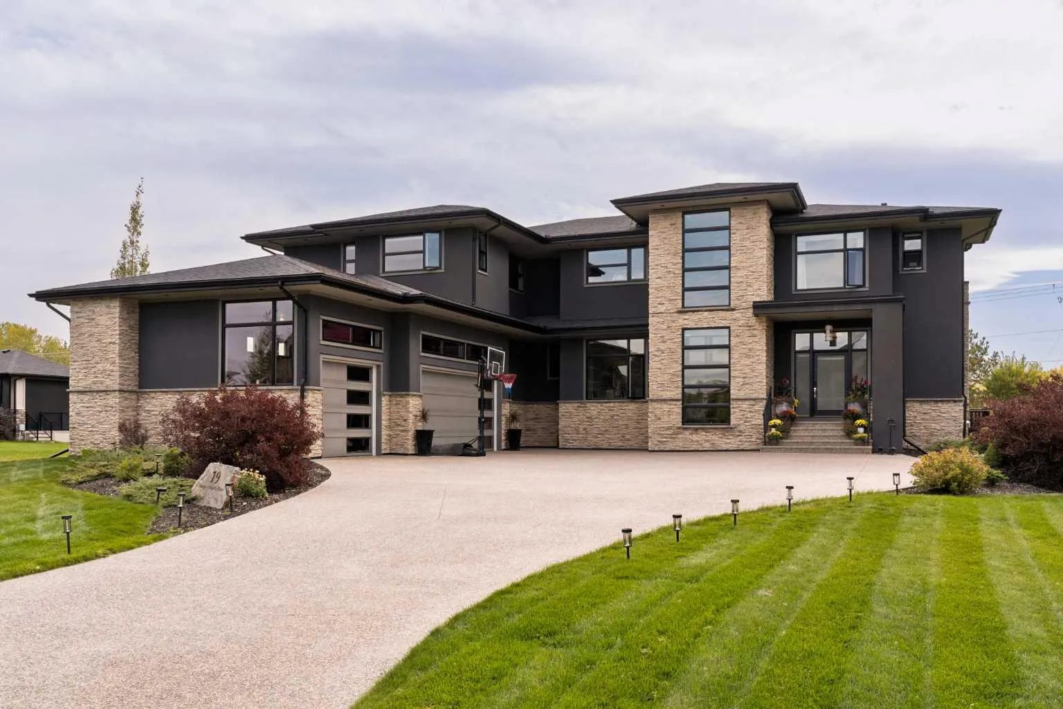 19 Stoneypointe Place, Rocky View County