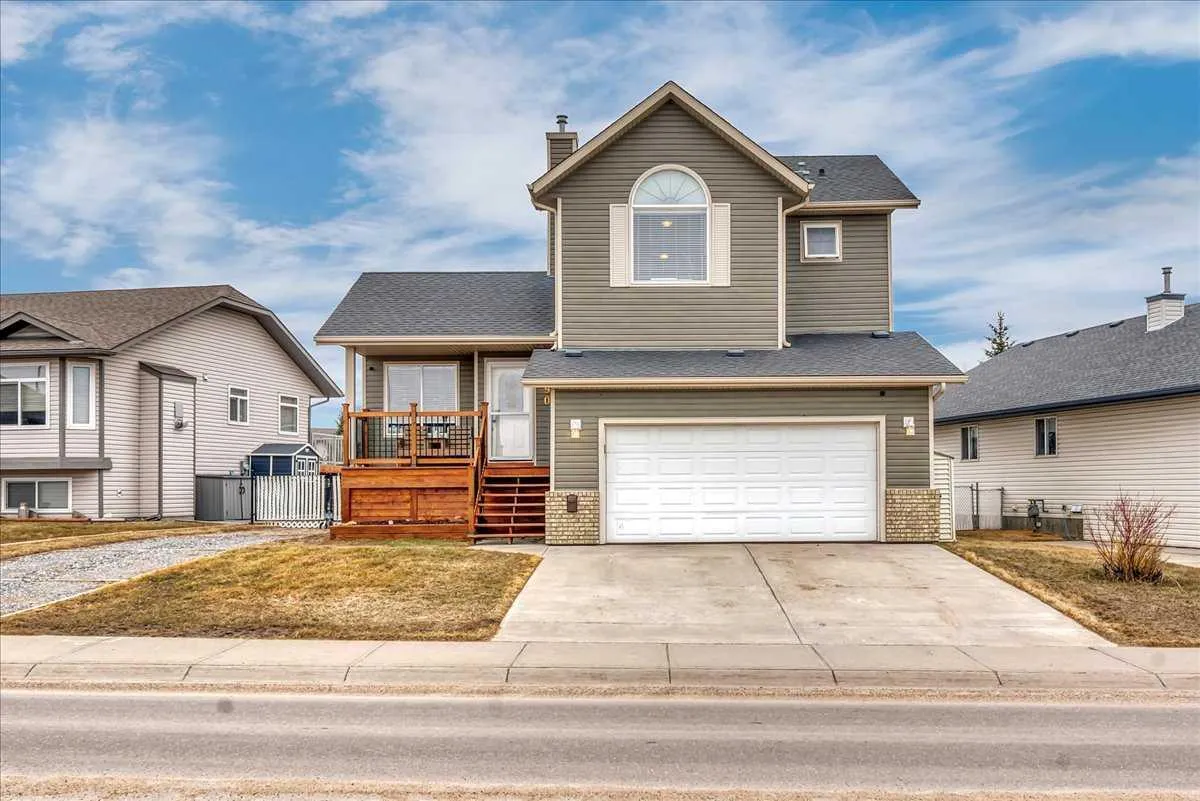 90 Parklane Drive, Strathmore