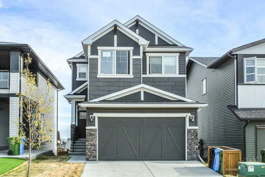 75 Calhoun Ne Hill, Calgary