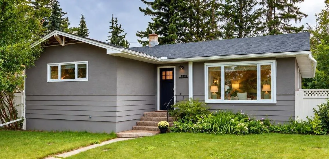 5327 17 Sw Avenue, Calgary