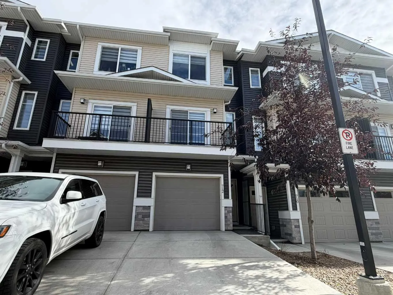 712 Sage Hill Nw Grove, Calgary